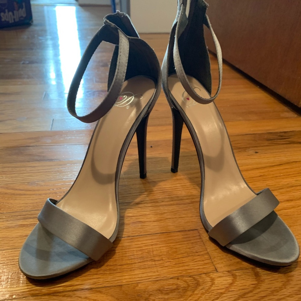 Grey Heels